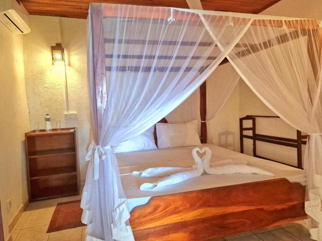 Panorama Beach Hotel タンガラ エクステリア 写真