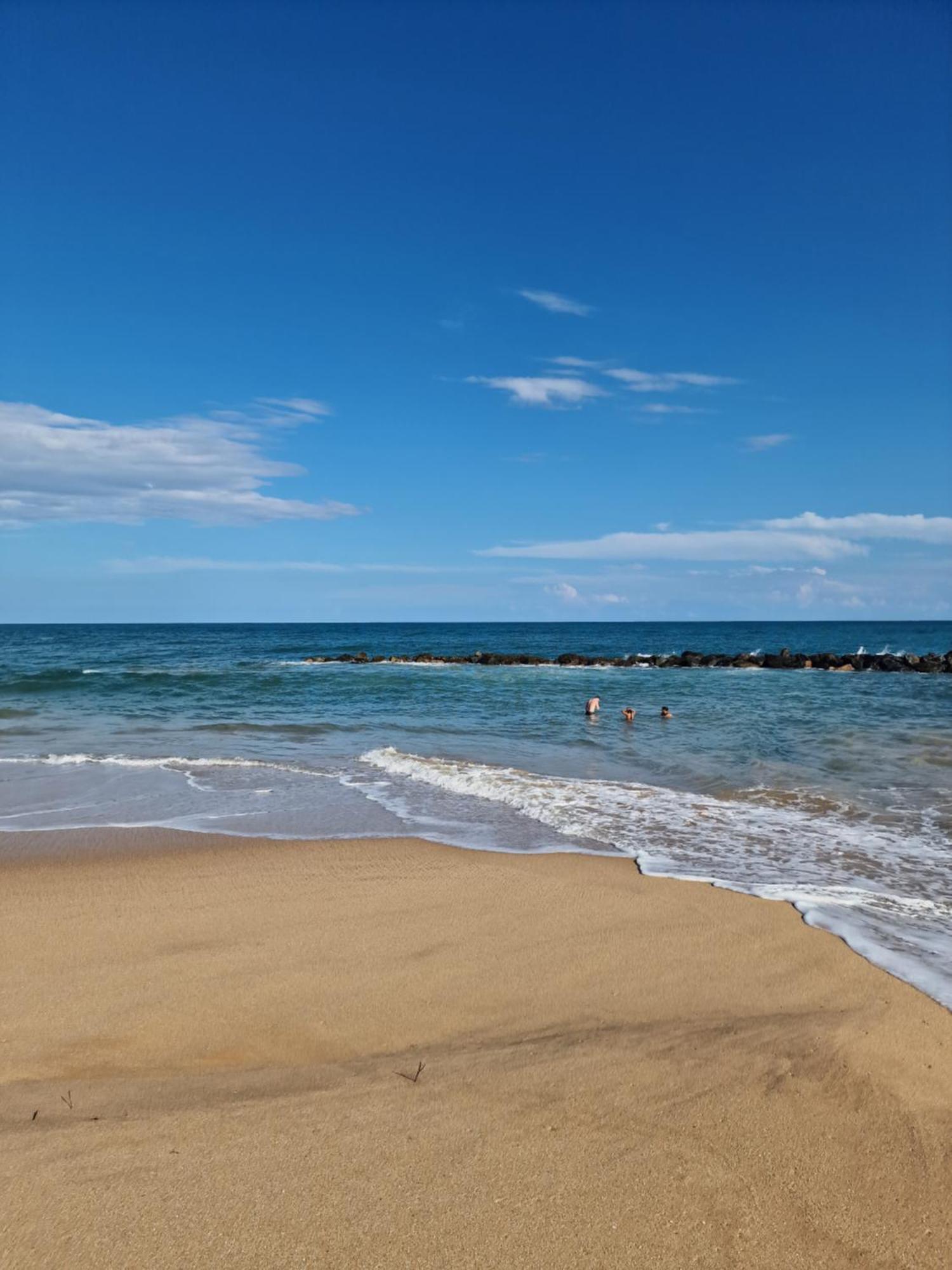 Panorama Beach Hotel タンガラ エクステリア 写真